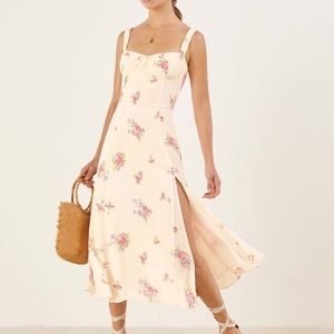Reformation Perdiot Dress. Phenomenal!